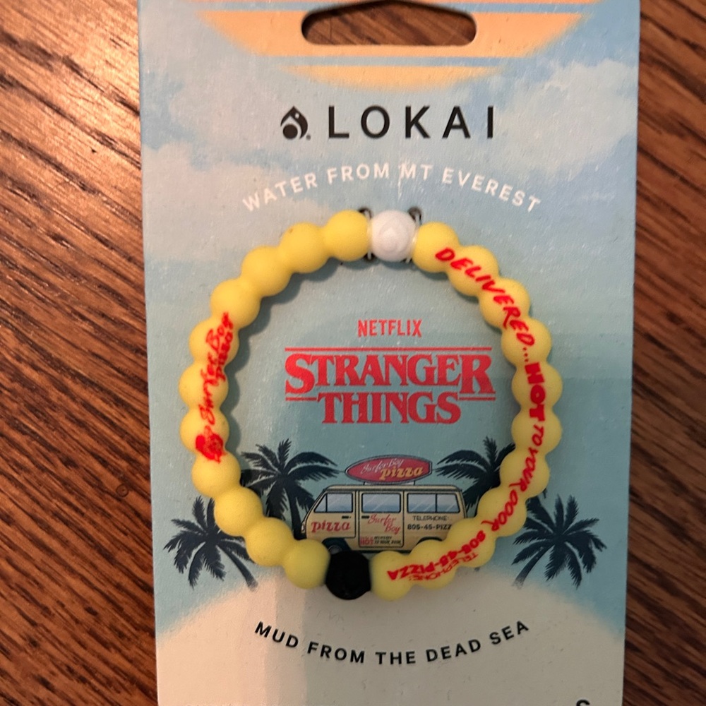 LOKAI x Stranger Things Surfer Boy Pizza Bracelet